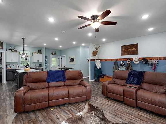 5th image of 4487 Farm Road 1150