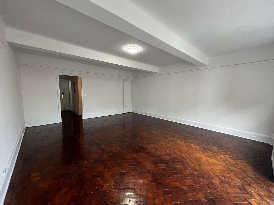 2nd image of 160 W 73rd St APT 10H