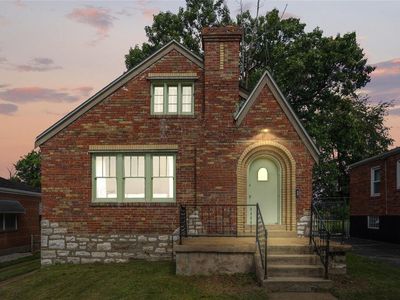 8401 Sunbury Ave, Saint Louis, MO, 63136