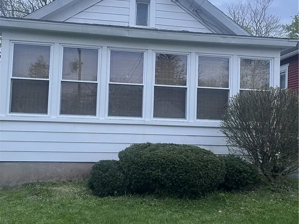 928 Kirkpatrick St N, Syracuse, NY 13208