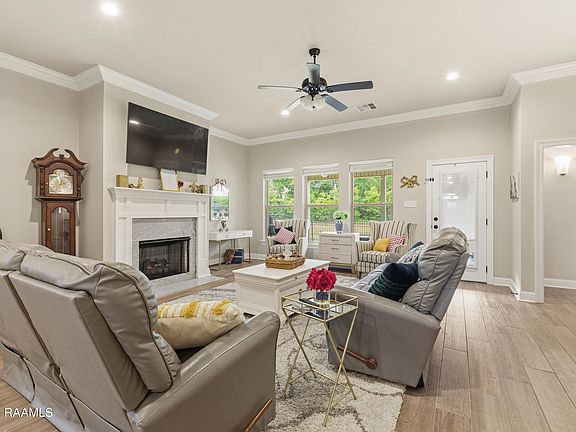 4th image of 129 Wild Cherry Ln