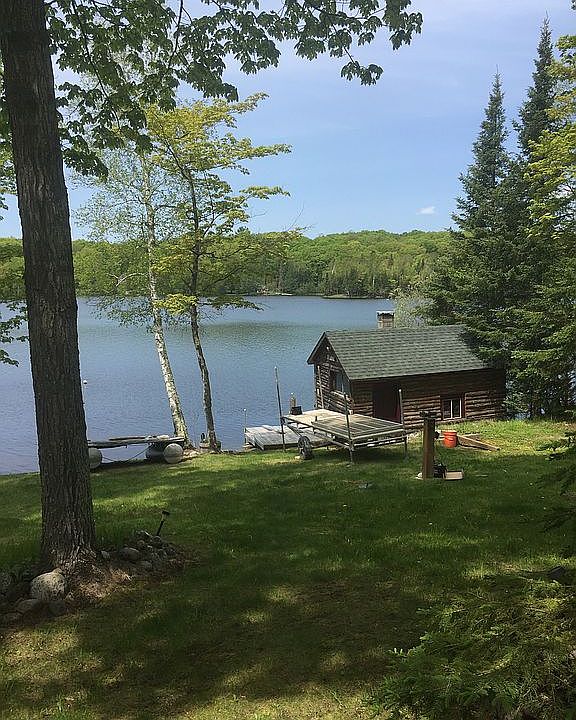 2nd image of 174 Swan Lake Rd