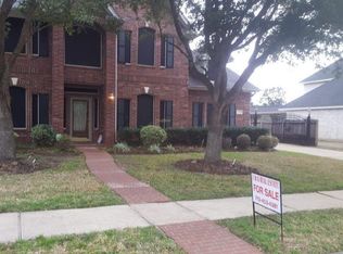 4318 Arboretum Dr, Pasadena, TX 77505