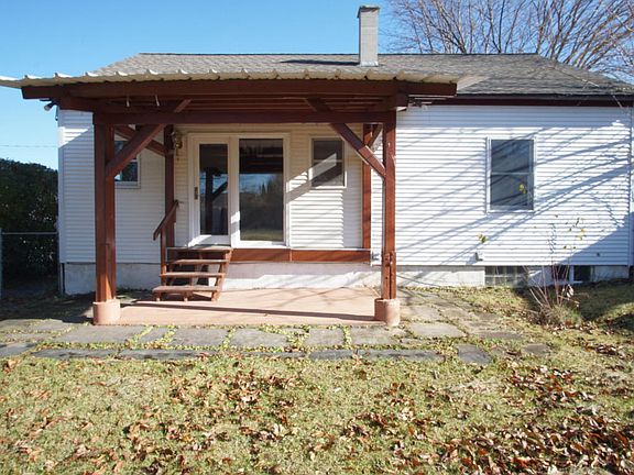 2nd image of 528 Fairmont Ave