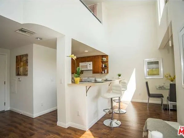 13200 Pacific Promenade, Playa Vista, CA