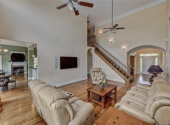 5th image of 9485 Island Point Rd #54