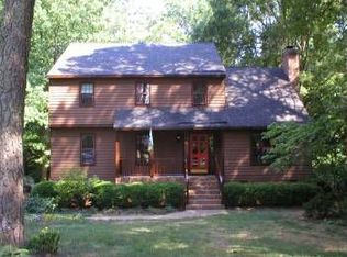 9105 Donora Dr, Henrico, VA 23229