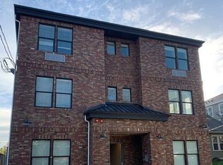 7122 N Greenwich Ave #105, Portland, OR 97217