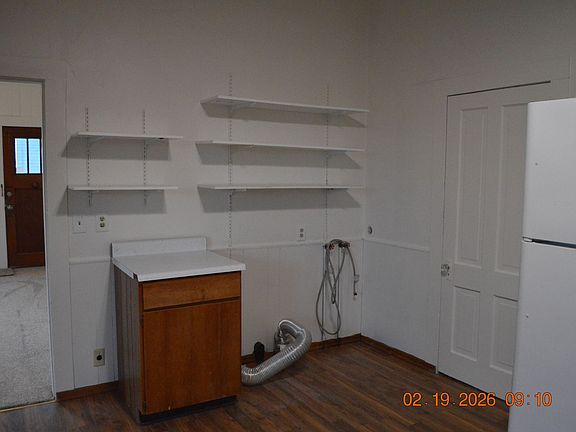 4th image of 330 Bryant St