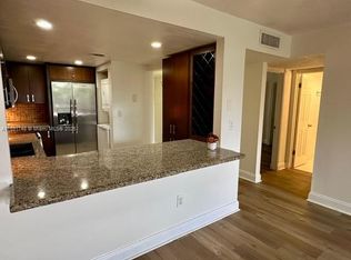 10000 NW 80th Ct APT 2533, Hialeah Gardens, FL 33016