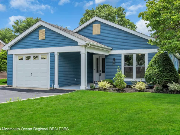 27 Harrogate Lane, Manchester, NJ 08759