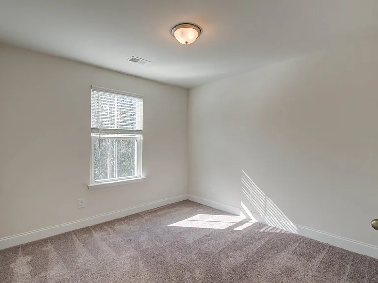 7821 Montview Rd — Photo 20