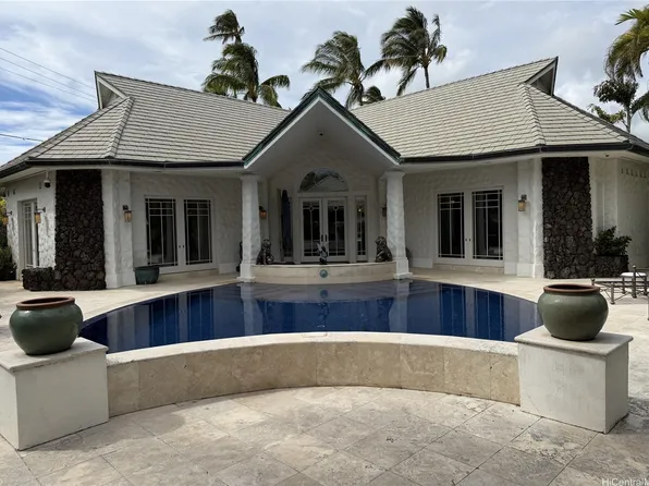 4700 Kahala Ave, Honolulu, HI 96816