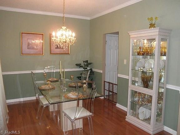 4th image of 2521 Abbott Oaks Dr