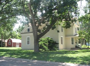 520 Morris Ave, Larned, KS 67550