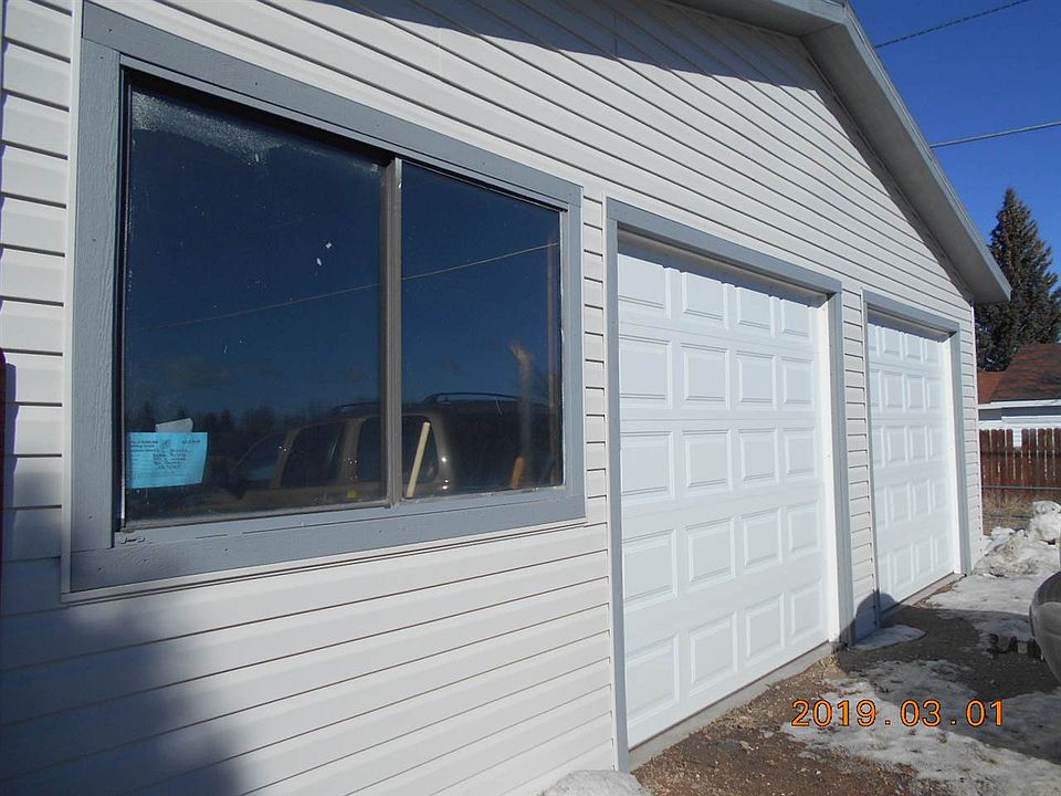 2nd image of 327 E Miller St