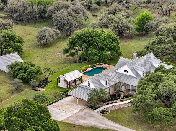 204 SAVANNAH JON BLVD, Boerne, TX 78015