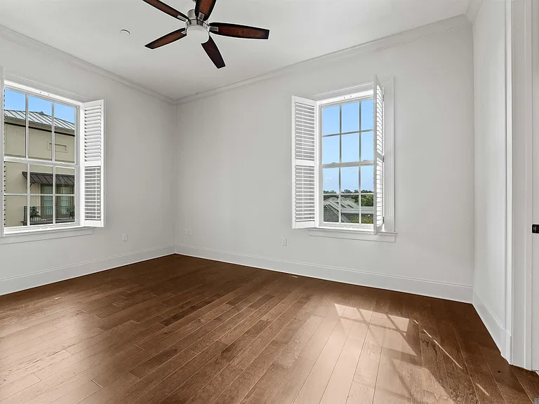 8201 Village Plaza Ct — Photo 13