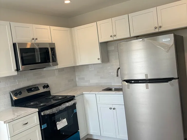 306 Fulling Mill Rd — Photo 1