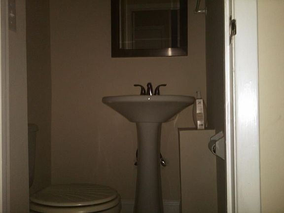 1st Floor Bathroom