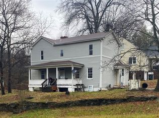 1179 Lebanon School Rd, West Mifflin, PA 15122