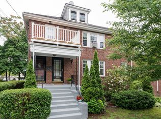 18 Hatherly Rd #1, Brighton, MA 02135