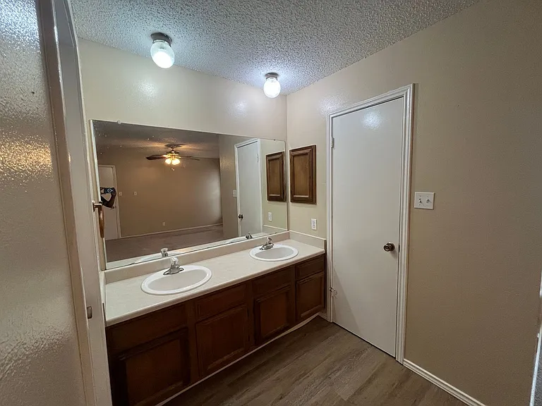 7026 Silver Cyn — Photo 23