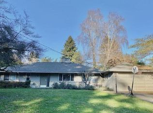 8812 SE 59th St, Mercer Island, WA 98040