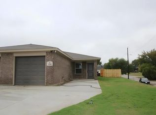 3200 Cherry Ln, Fort Worth, TX 76111