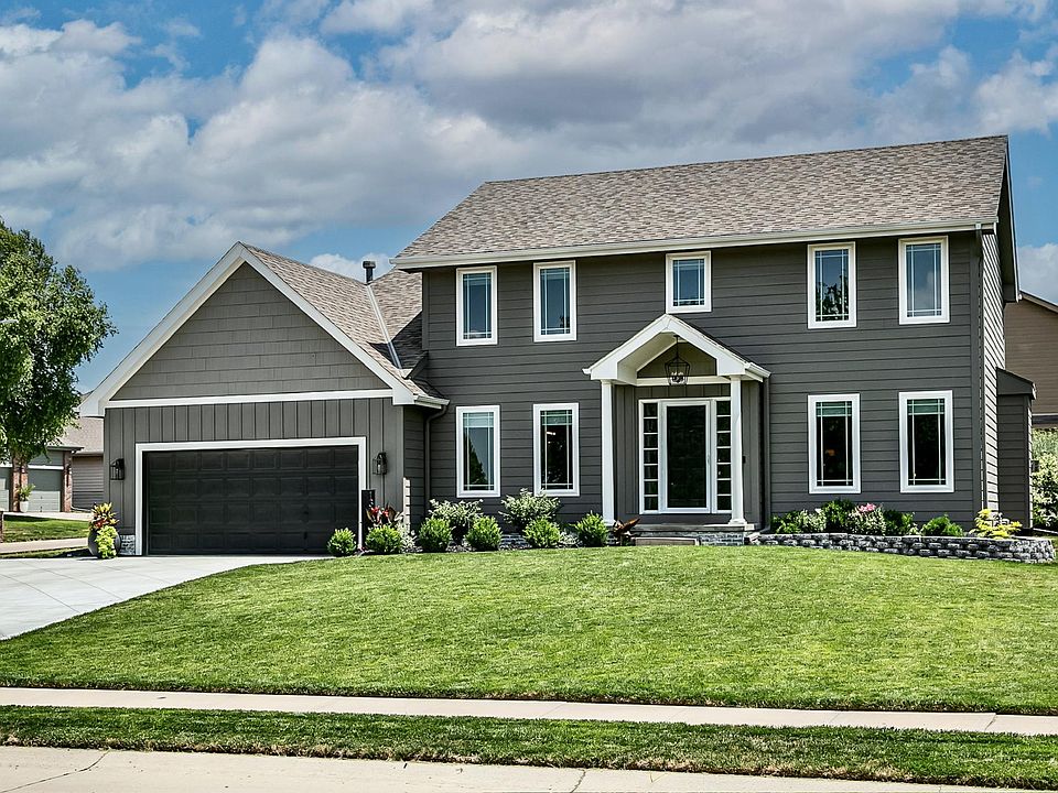 1st image of 1307 S 175th Ave