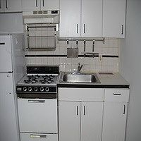2nd image of 182 E 92nd St