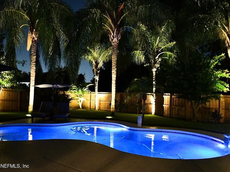 12381 Apple Leaf Dr — Photo 30