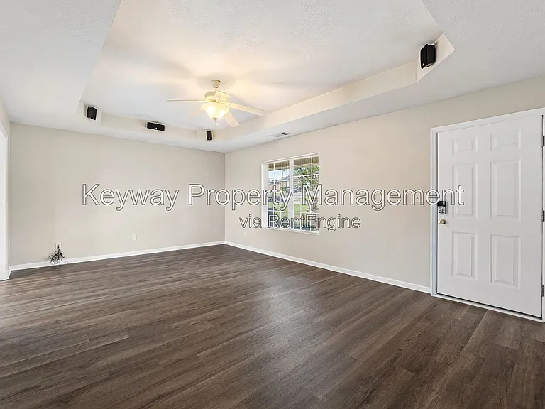 10 Whitney Ct — Photo 4