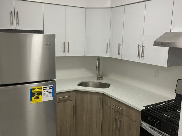 6139 168th St APT 2F