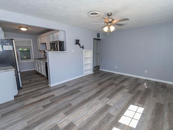 5th image of 1214 N Olive St