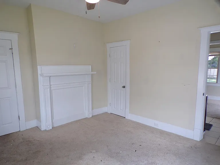 220 Harding St — Photo 11