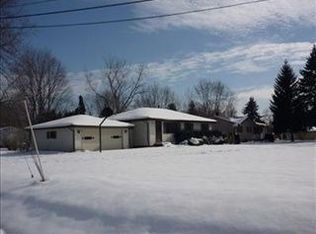 9291 N Bedford Rd, Macedonia, OH 44056