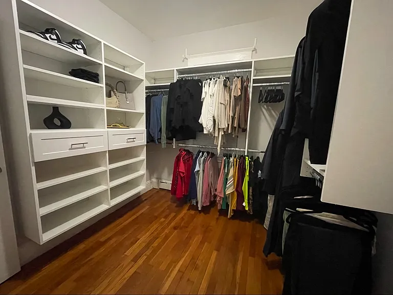 Harvard St — Photo 12
