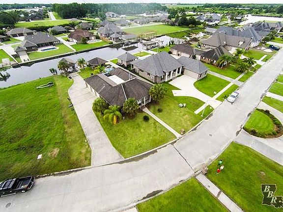 3rd image of 345 Tigerlily Dr