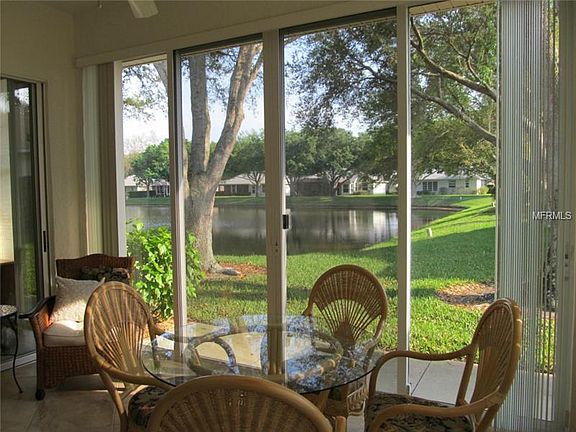 4th image of 545 Catalina Isles Cir