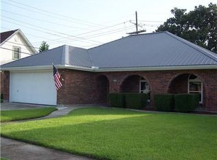 2708 W Friendship Dr, Harvey, LA 70058