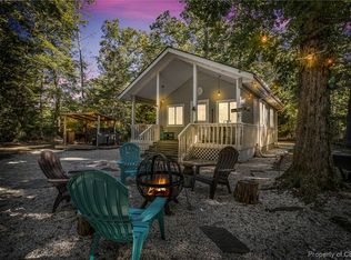 1735 Gayles Rd, Urbanna, VA 23175