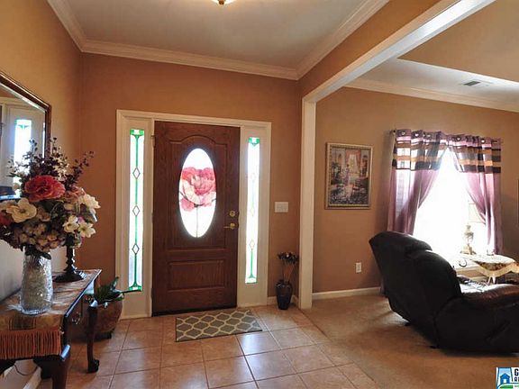 Large entry foyer 