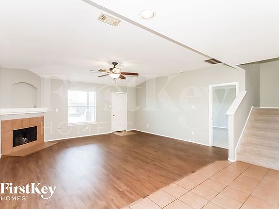 4th image of 3135 Sun Terrace Ln