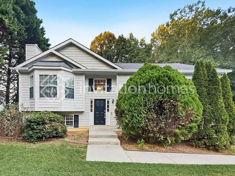 320 Ashland Manor Dr