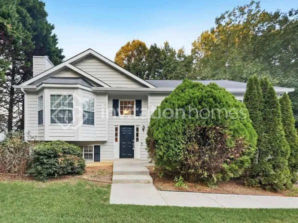 320 Ashland Manor Dr, Lawrenceville, GA 30045