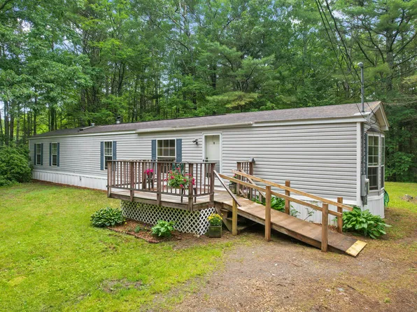 439 Castner Road, Waldoboro, ME 04572