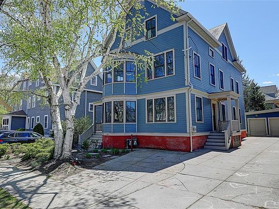 2nd image of 89-91 Irving Ave