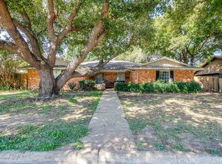 4916 Inverness Ave, Fort Worth, TX 76132