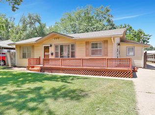 335 Sunset Ave, Haysville, KS 67060